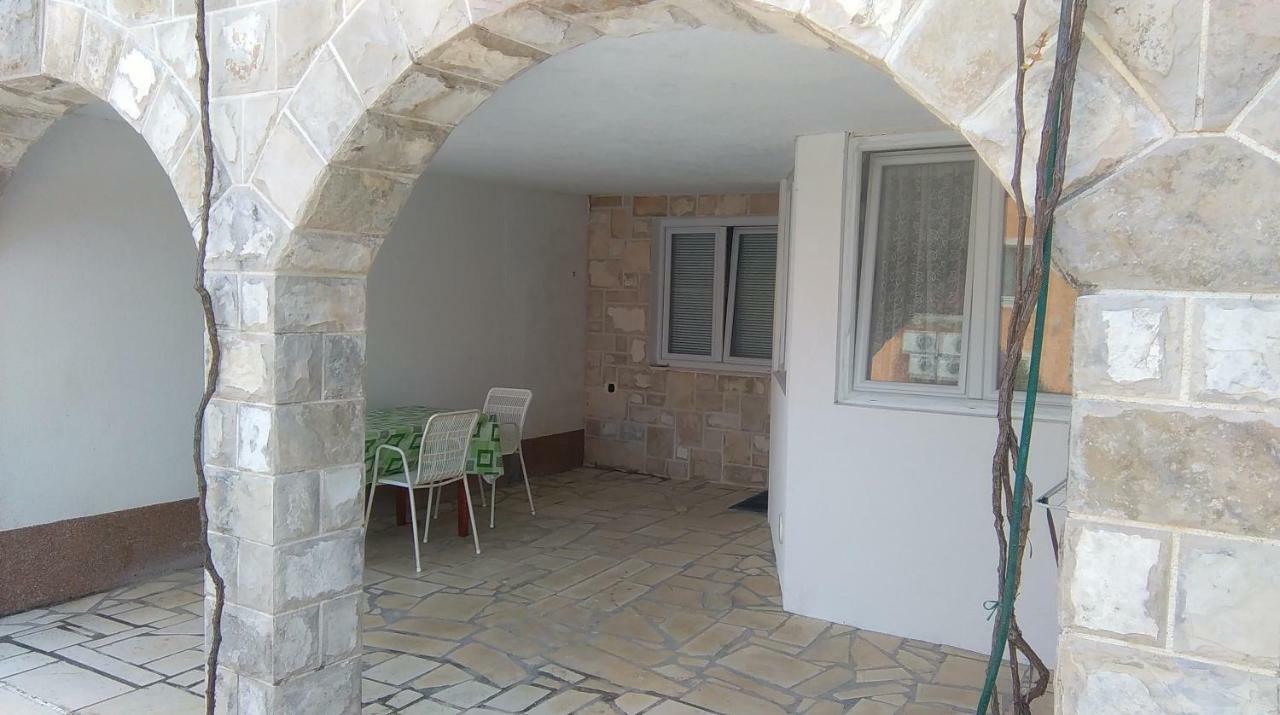 Apartments Loncarevic 슬라노 외부 사진